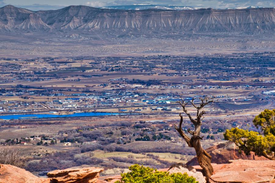 Grand Valley with Bookcliffs